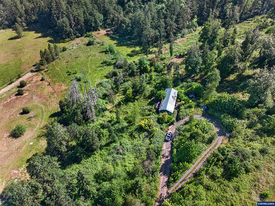 1st image of 40227 Hilltop Dr