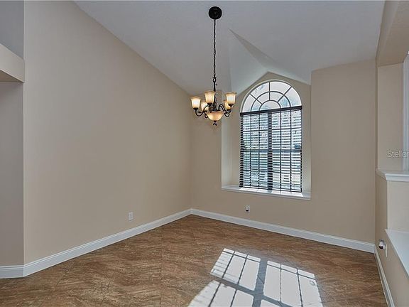 5th image of 3150 Zaharias Dr