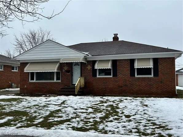 4049 Ascot Ln, Warrensville Heights, OH 44122