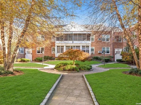 1367 Broadway #B-10, Hewlett, NY 11557
