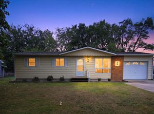 143 W Marshall St, Alma, MI 48801