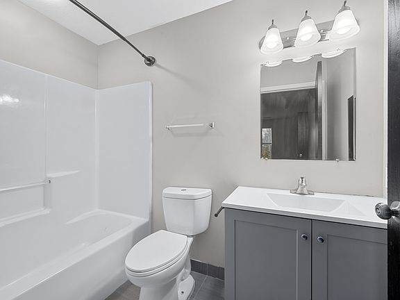 3rd image of 9050 Charlotte Ct