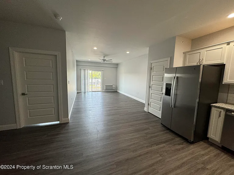 101 Circle Dr — Photo 24