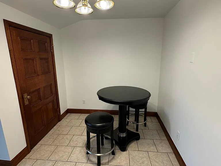 264 Beaver St #2 — Photo 5
