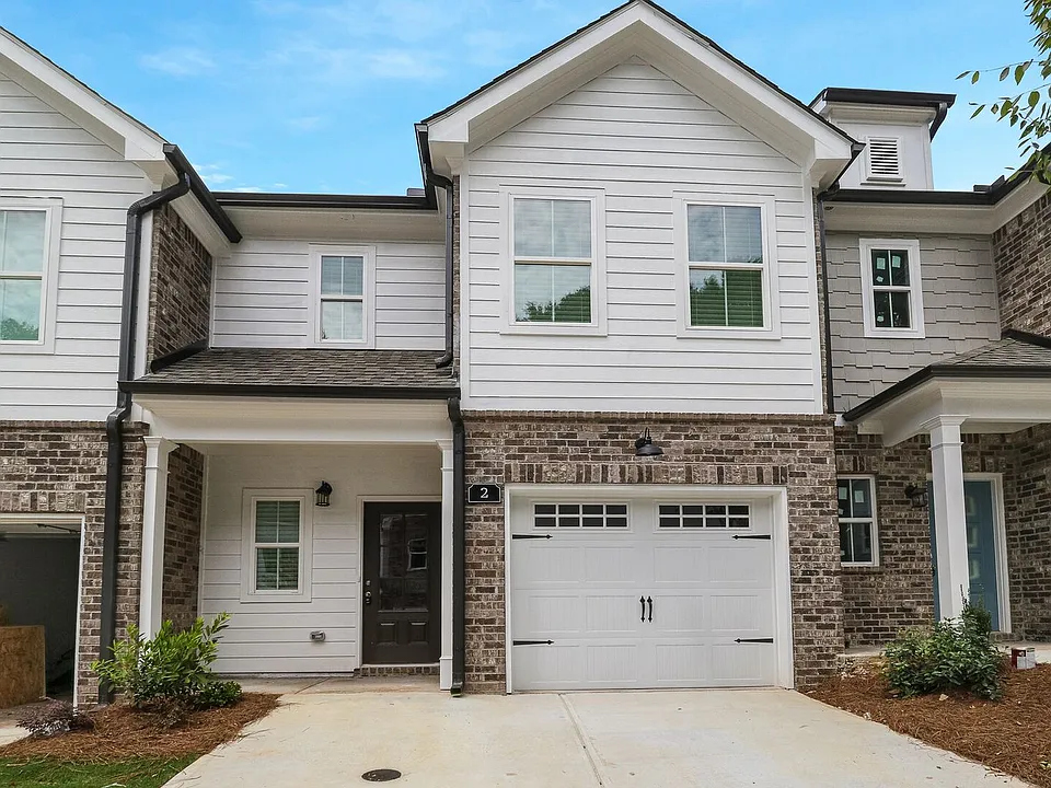 15 Sprayberry Rd