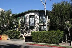 7231 Franklin Ave #2