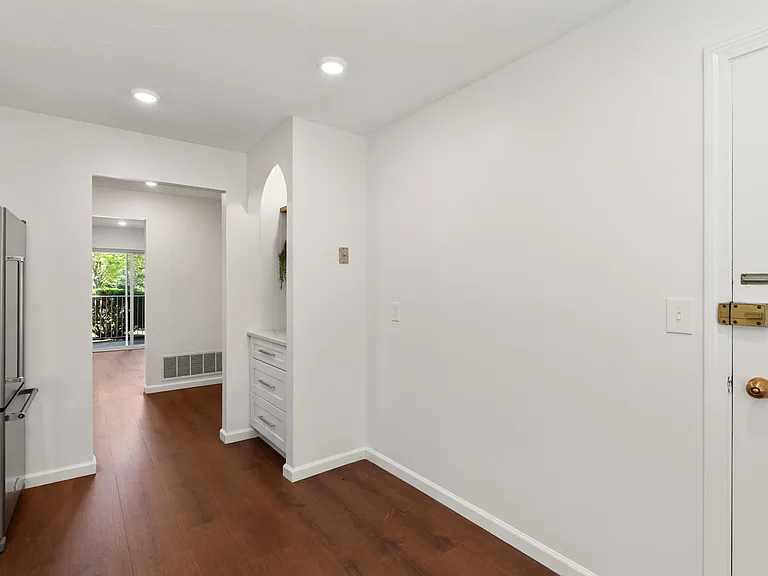 47 Bayberry Dr #2 — Photo 6