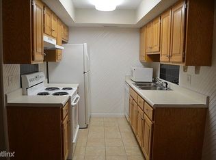 450 Woodside Trl, Decatur, IL 62521