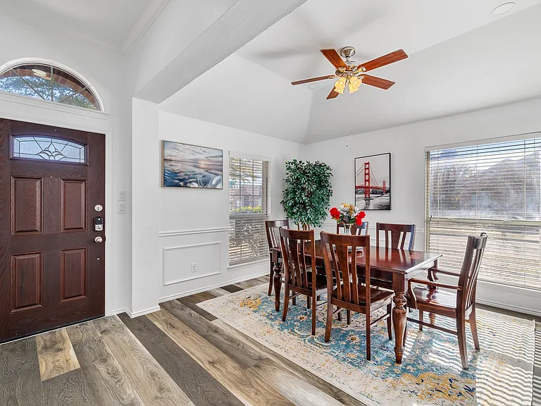 8317 Greenfield Dr — Photo 20