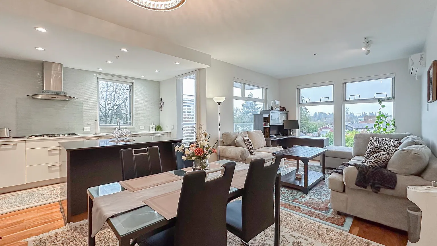 4867 Cambie St #50 photo 1