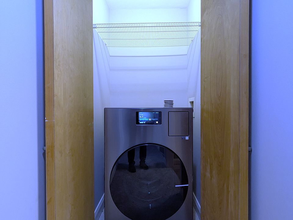 State of the art 5.3 cubic ft. Combo Washer & Dryer