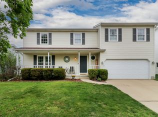 39 Boardwalk Cir, Bloomington, IL 61701