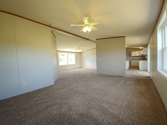 4th image of 100 Idlewood Dr