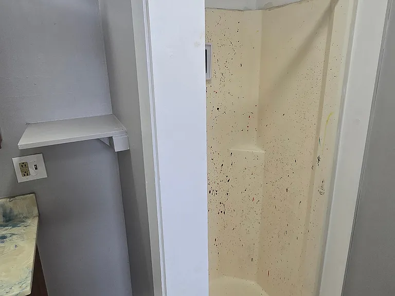 50 Main St #6 — Photo 14