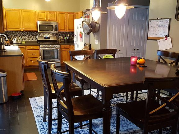 5th image of 2835 Southfork Dr
