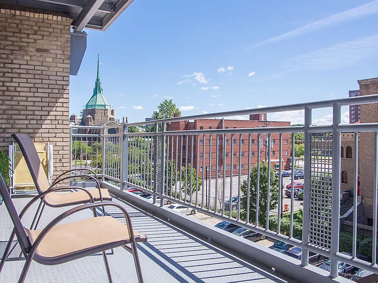 Balcony at Park Lane Villa