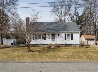 70 Bayne St, East Longmeadow, MA 01028