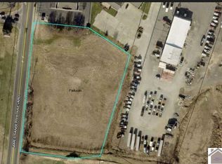 2836 James Sanders Blvd, Paducah, KY 42001
