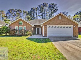 1271 Peacock Trl, Hinesville, GA 31313