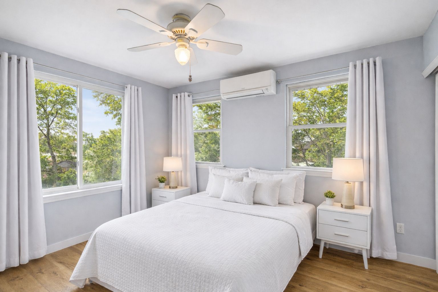 (Photo Digitally Enhanced)