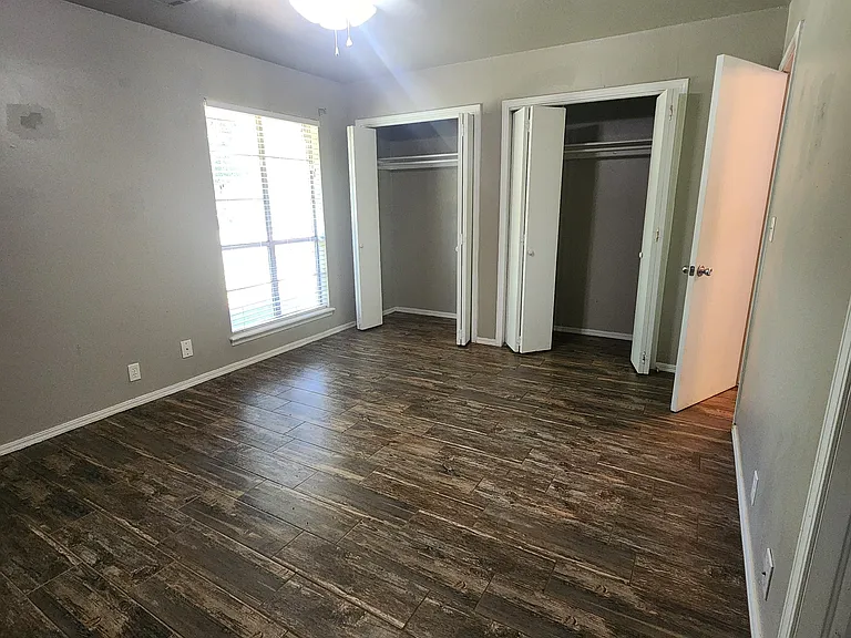 3824 N Monroe St — Photo 11