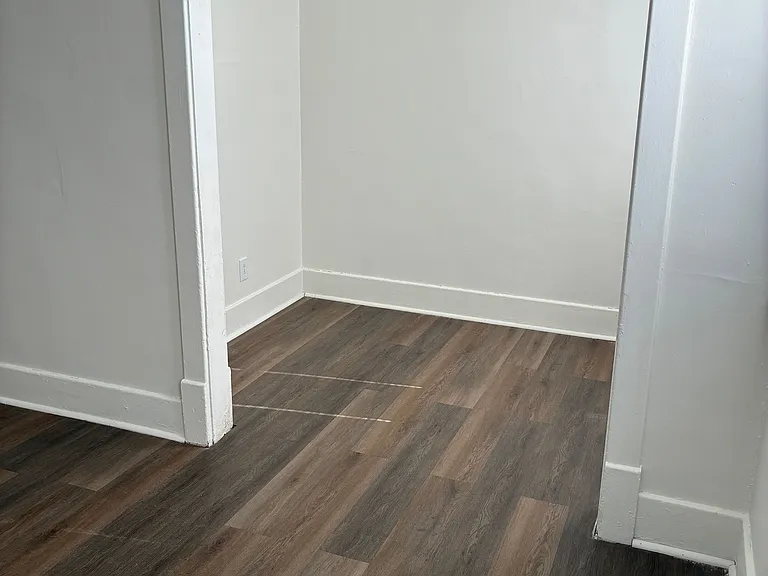 1002 W Hill St #A — Photo 6