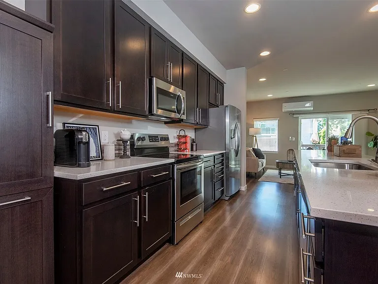 16201 Meadow Rd #B2 — Photo 11