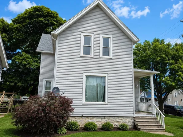 1330 Carr St, Sandusky, OH 44870