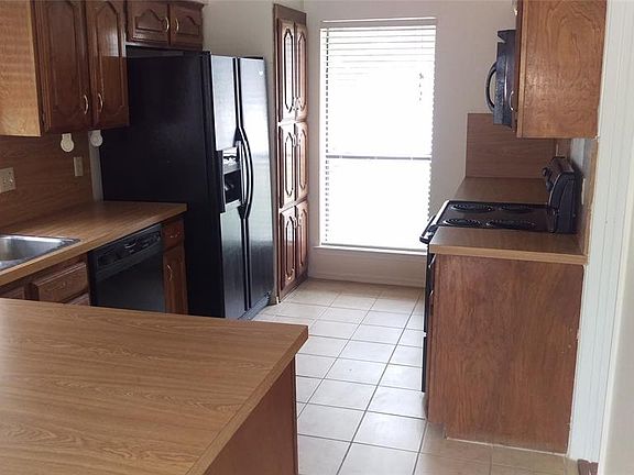 5th image of 1921 Pleasant Valley Dr