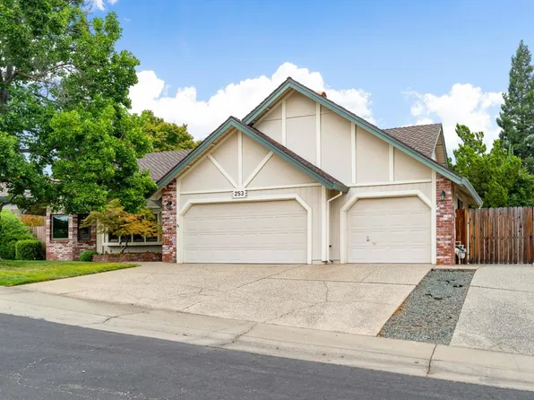 253 Firestone Dr, Roseville, CA 95678