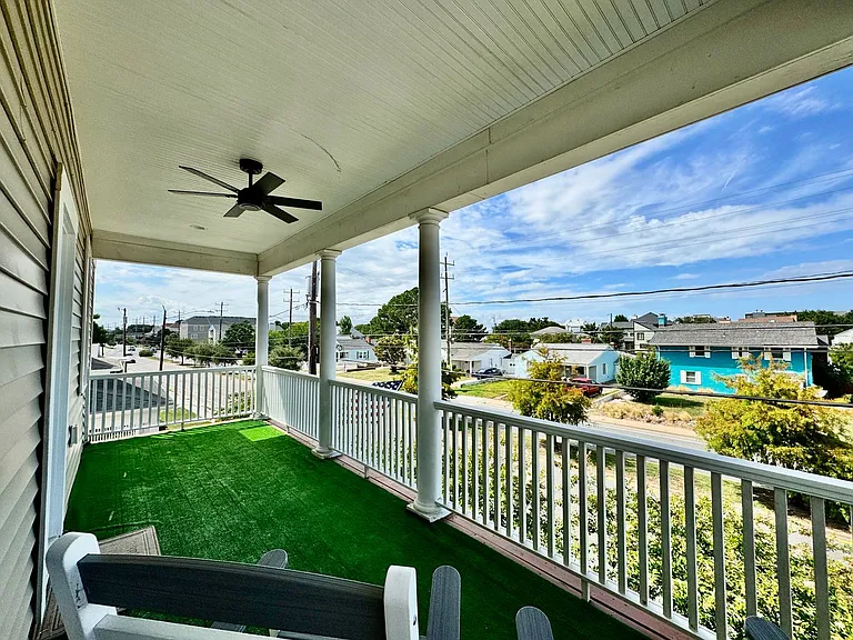 1123 W Ocean View Ave — Photo 57