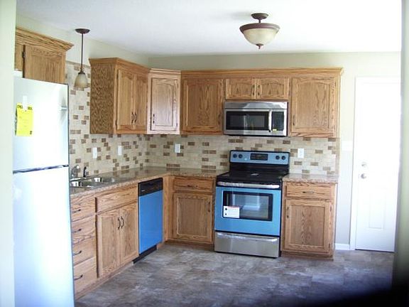 5th image of 403 N Ash Ave