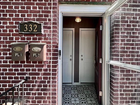 2nd image of 332 Virginia Ave Floor 1