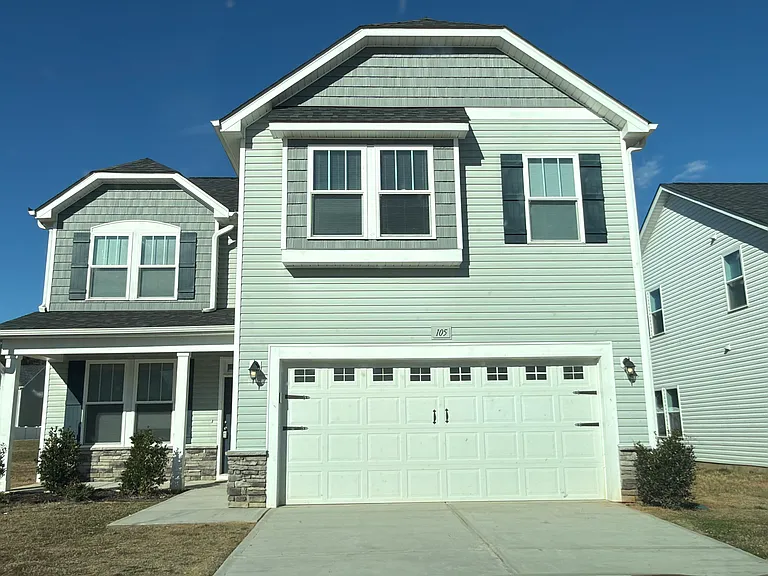 105 Wicklow Ct — Photo 1