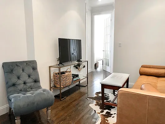 Rented by Dallien Realty Limited Liability Company | media 29