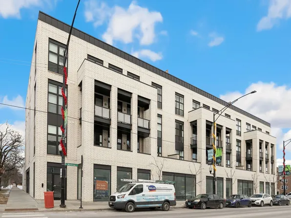 4405 N Richmond St #205, Chicago, IL 60625