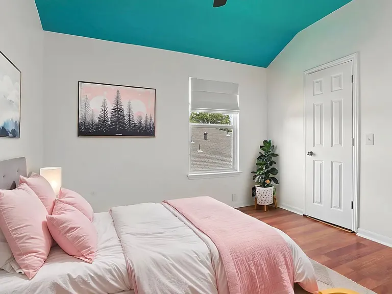 14621 Lantern Dr — Photo 24