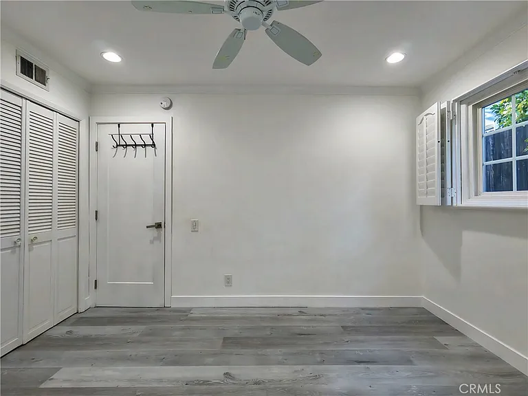 7049 Semrad Rd — Photo 37