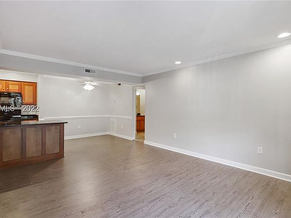 2nd image of 141 Lamotte Dr APT B5
