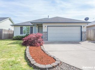 2028 Del Rio Ave SE, Albany, OR 97322