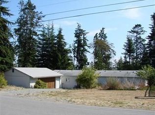 825 Patricia Ann Dr, Camano Island, WA 98282