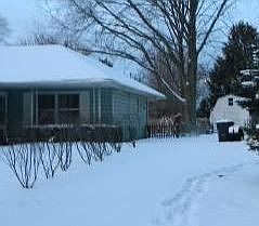 3rd image of 3504 Langtree Dr