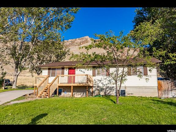 2nd image of 8870 N Lakeshore Dr