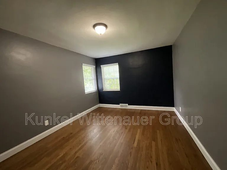 7911 W Main St — Photo 19