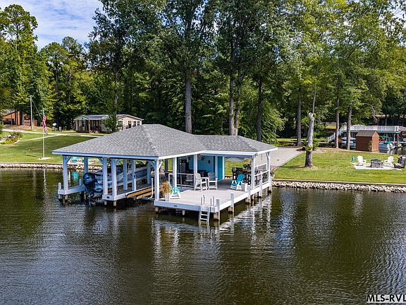 4th image of 341 Piney Point Cir