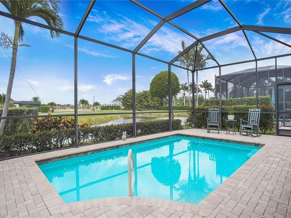1421 Lucena Ln S, Naples, FL 34113