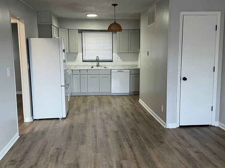 2812 Mulberry Rd — Photo 8