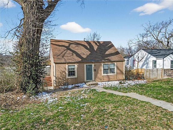3rd image of 5030 Belmeade Rd