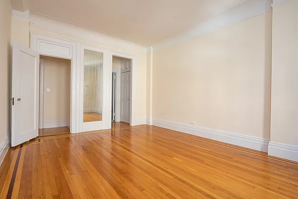 Rented by Brown Harris Stevens | media 18