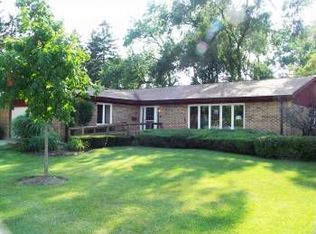 1118 Broadmoor Pl, Deerfield, IL 60015